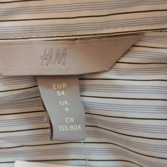 ✨H&M formal striped shirt - Picture 7 of 7